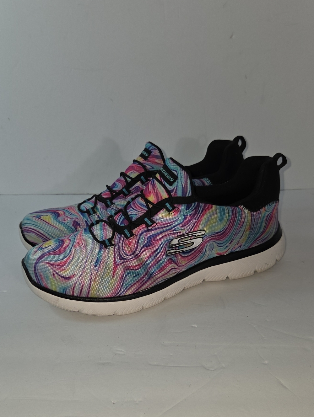 Skechers Women's Multi-Color Swirl Slip-On Cross Trsiners Size 10